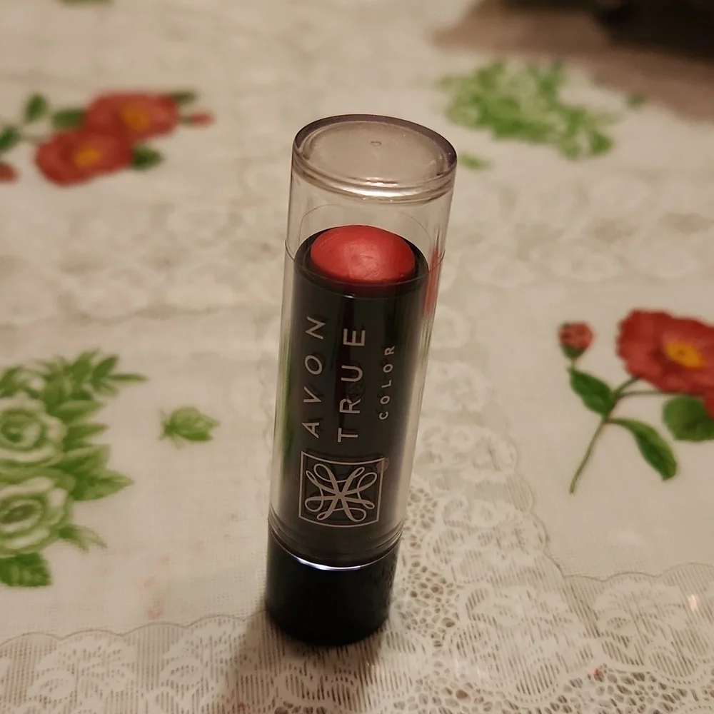 NWT AVON TRUE COLOR